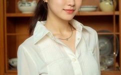 国产亚洲精品久久久久的角色